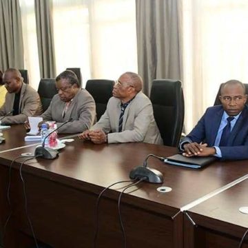 Un comité de pilotage pour lutter contre Ebola