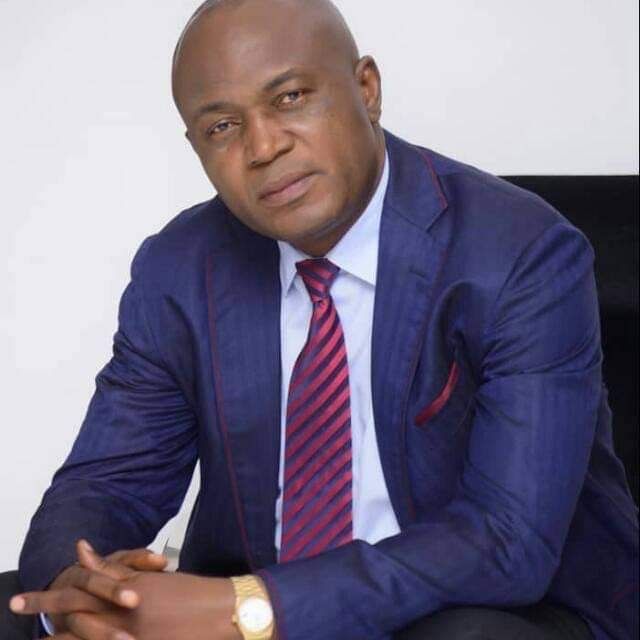 Gentiny Ngobila Mbaka, gouverneur de Kinshasa