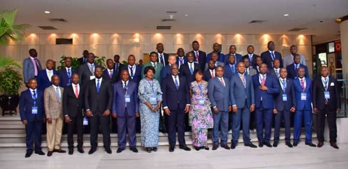 Félix Tshisekedi surveillera les gouverneurs des provinces