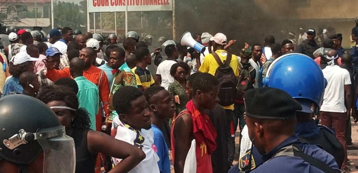 La Cour constitutionnelle paralysée par un Sit-in des femmes de Lamuka