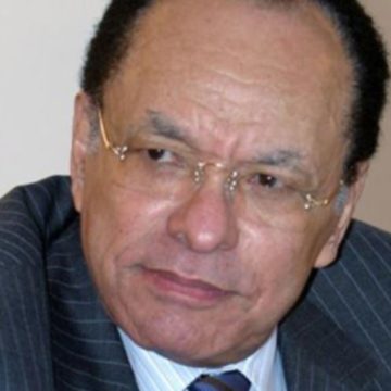 Léon Kengo wa Dondo n’est pas mort