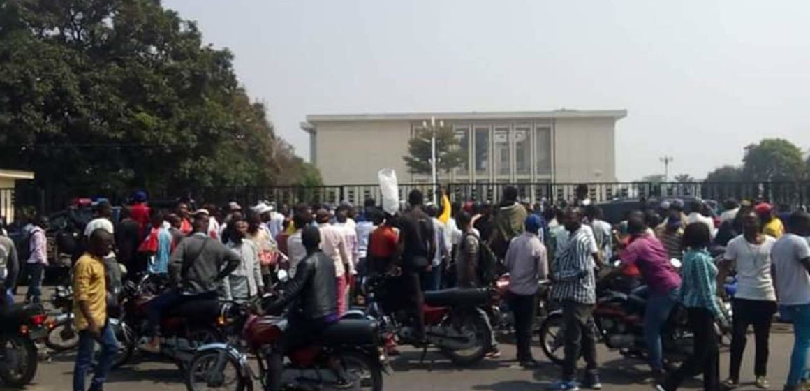 La pétition contre le bureau Mabunda déposée dans des conditions rocambolesques