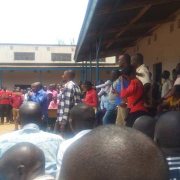 Gratuité de l’enseignement de base: ça coince à Bukavu, 900$ de salaire  exigés!