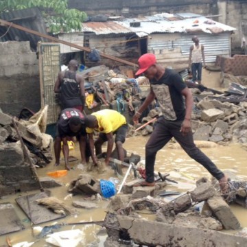 Kinshasa : le gouvernorat prend en charge les victimes des pluies et oublie la part des assureurs