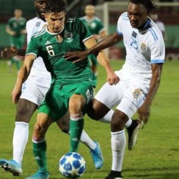 Bon baptême de feu de Christian Nsengi à la tête des léopards