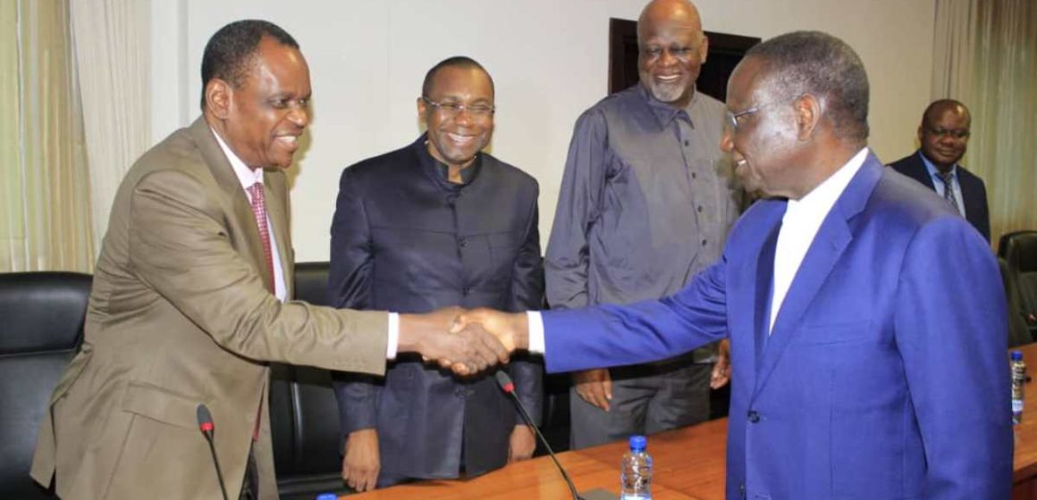 PM députés Kongo central Le premier ministre a pris la mesure des problèmes du Kongo central