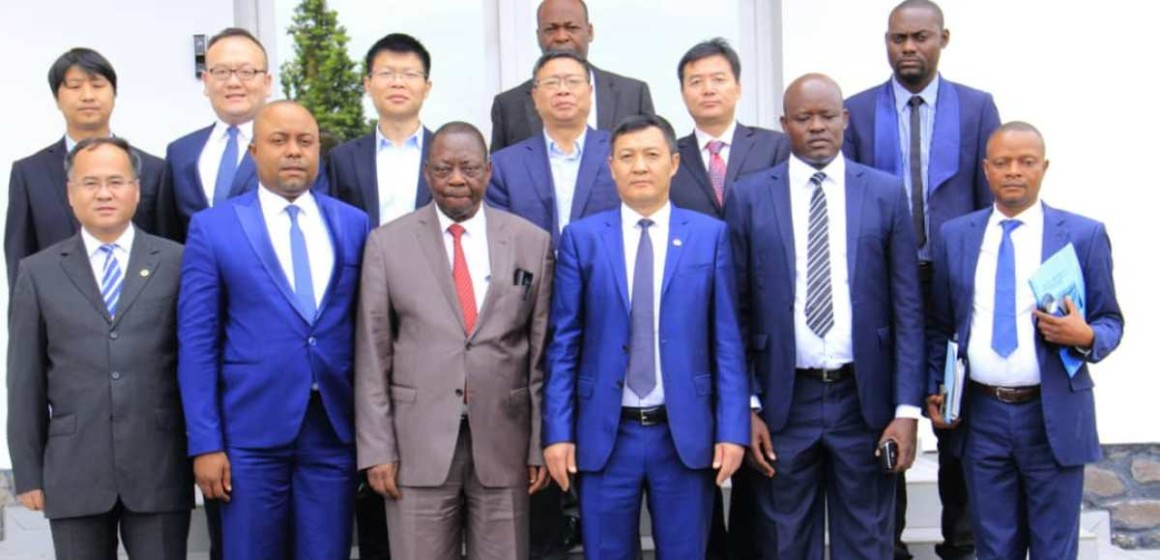 Le chemin de fer Kolwezi-Dilolo au menu des entretiens à la Primature
