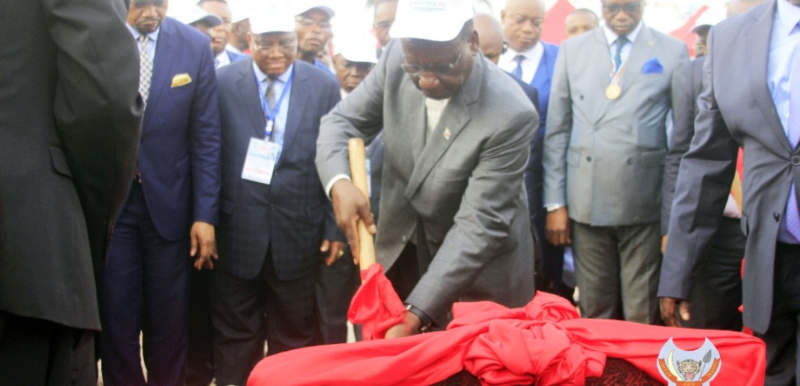 Ilunkamba a lancé les travaux de construction des ouvrages d’adduction d’eau à Mbuji Mayi