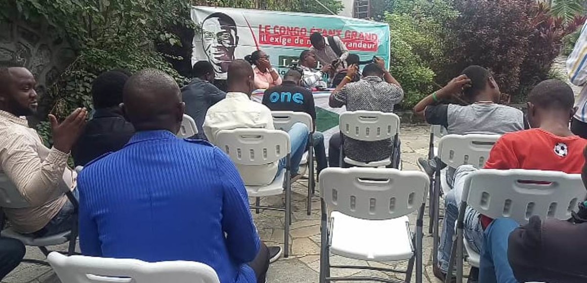 La Lucha Goma La Lucha décide de réactiver des manifestations contre les entreprises de télécommunications