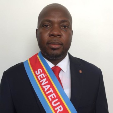 Jean Bakomito Gambu élu président de la commission PAJ du Sénat