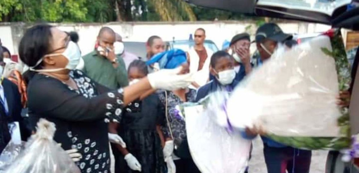 Premier mort du Covid-19, le Dr Dédie Bandubola inhumé en toute discrétion la nuit