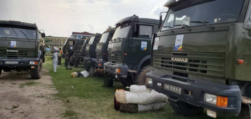 Covid-19 : les premiers camions des FARDC chargés de vivres sont déjà à Kinshasa