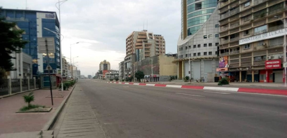 kin confiné Covid-19 : On va désinfecter la Commune de la Gombe et tout Kinshasa (Claude Nyarugabo)