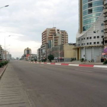 kin confiné Covid-19 : On va désinfecter la Commune de la Gombe et tout Kinshasa (Claude Nyarugabo)