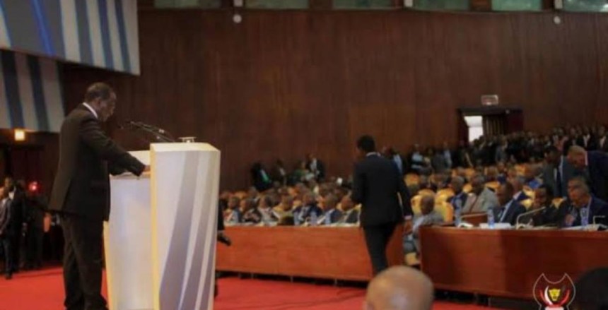 Le Premier ministre Ilunkamba était à l’Assemblée nationale pour justifier la gestion du Covid-19