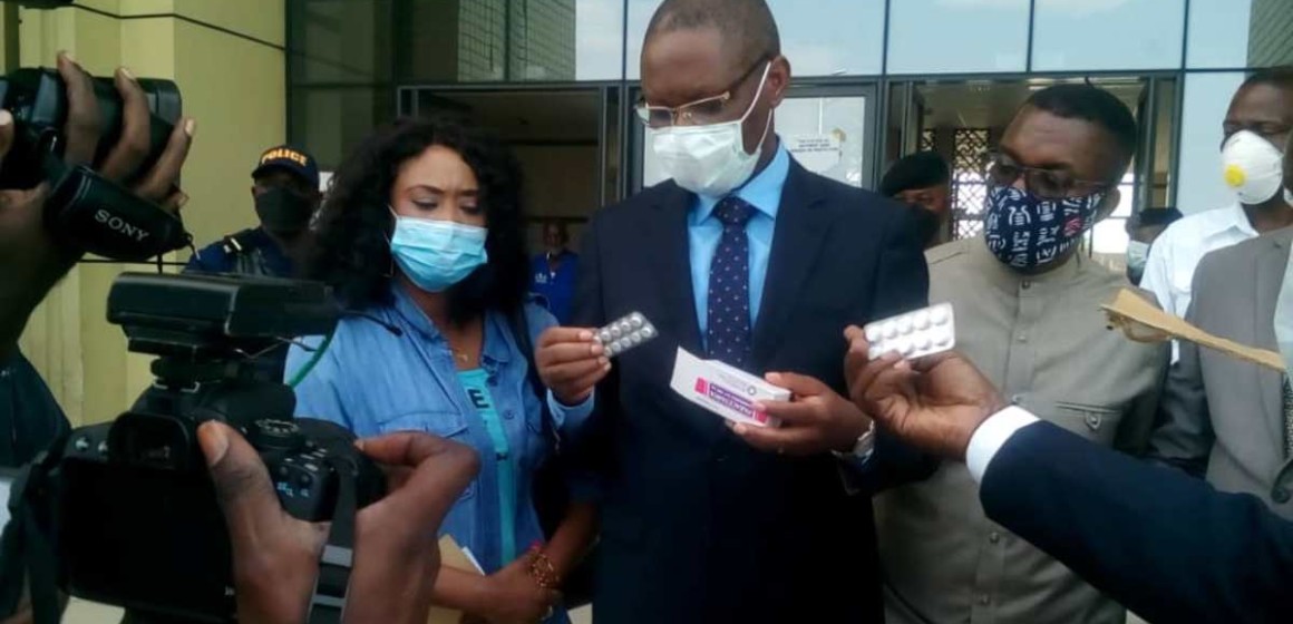 Covid-19: Deux laboratoires congolais offrent un lot de médicaments à la Task force présidentielle