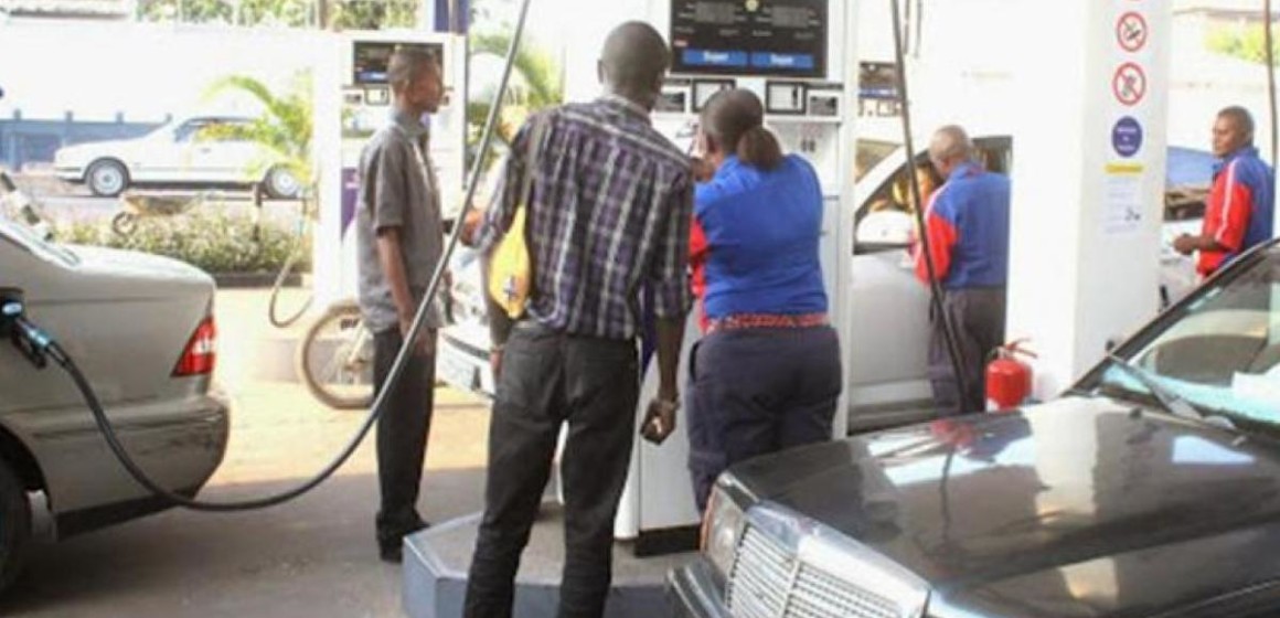 Malentendus entre les gouvernements provincial et national sur le prix du carburant