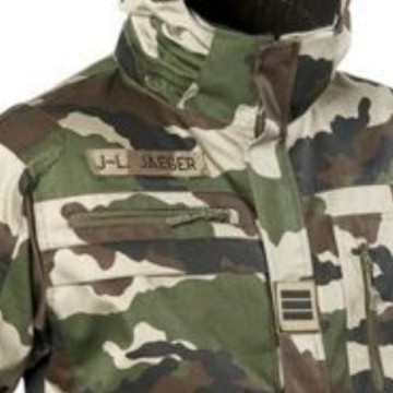 Beni : Interdiction formelle aux civils de porter des habits semblables aux tenues militaires et policières