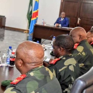 Haut Commandement militaire réunion Fatshi RDC: le président de la République a présidé une réunion du Haut commandement militaire