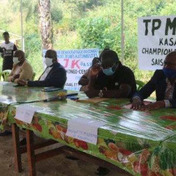 Un bus, don de Moïse Katumbi, réceptionné par le TP Mazembe de Kasangulu