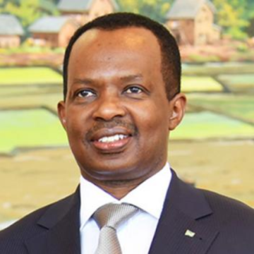 Martin Fayulu exige l’expulsion de l’ambassadeur rwandais pour ses propos négationnistes