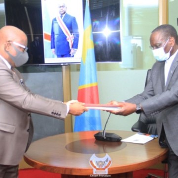 Signature du pacte de stabilité du cadre macroéconomique Gouvernement-BCC