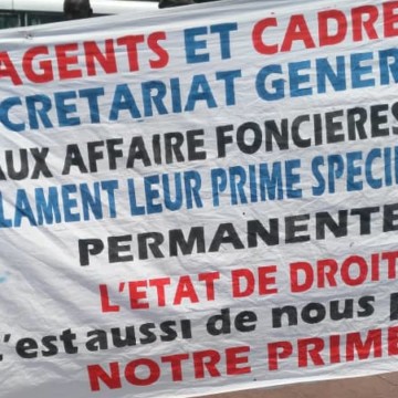 Calicot agents sec gen Affaires foncières Affaires foncières : Agents et cadres du Secrétariat général réclament leur prime