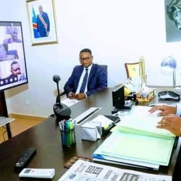 Félix Tshisekedi ne veut pas des mises en place illégales au sein des établissements publics