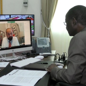 Ilunkamba Duddrige Ebola, Changement climatique et coopération RDC-UK au centre des échanges en visioconférence entre I. Ilunkamba et J. Duddrige