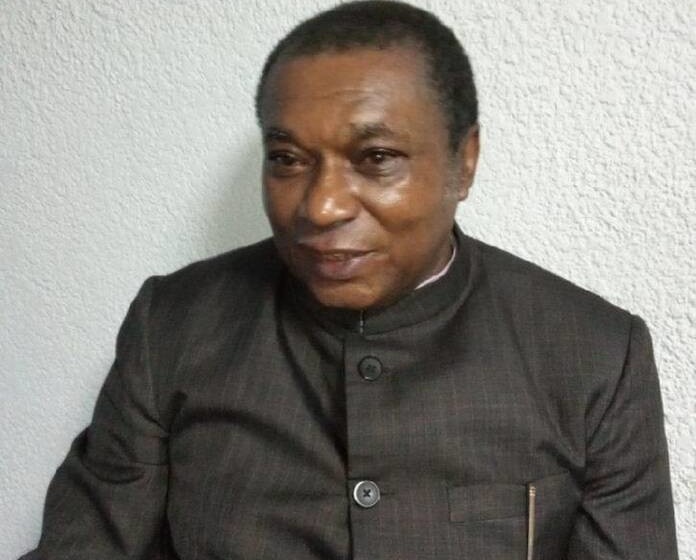 Prof Banyaku corrige : Le Chef de l&rsquo;État reçoit le serment des trois juges et non le Parlement