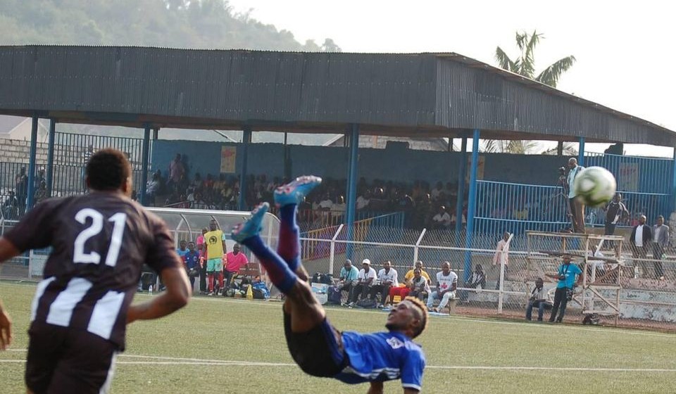 Joueur Dauphin noir Linafoot D1 : Dauphin Noir a arraché sa première victoire face à RCK
