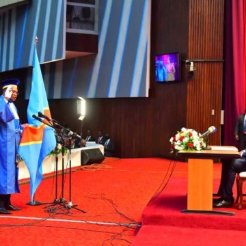 Les trois juges de la cour constitutionnelle ont prêté serment au Parlement