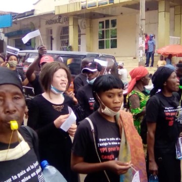 Marche pour l’application des recommandations du Rapport Mapping, une marée humaine dans la rue à Bukavu