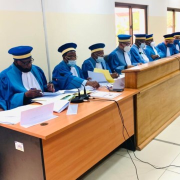 Cour constitutionnelle