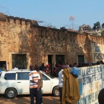 Bukavu : la détention de l&rsquo;abbé Andrien à la prison centrale mécontente des détenus