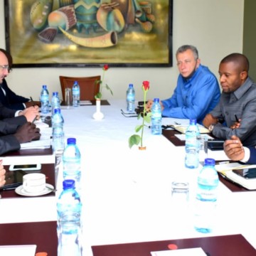 Gouvs Nod, Sud Kivu et Ituri Les Gouvs du Nord, Sud-Kivu et Ituri échangent avec une délégation de la Banque mondiale