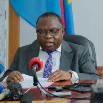 Le vent de la déstabilisation gagne le Sénat