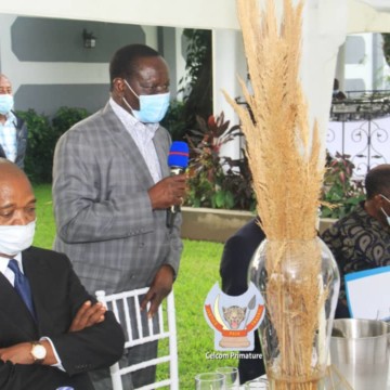 Députés du FCC réunis autour du premier ministre Ilunkamba