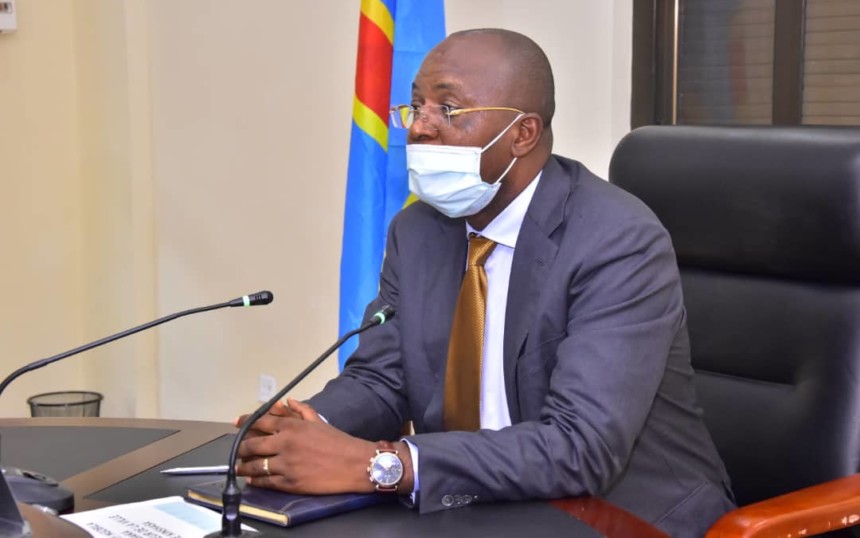Gentiny Ngobila, gouverneur de la ville de Kinshasa