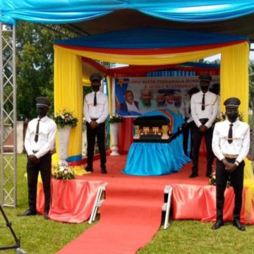 Inhumation de Josky Kyambukuta