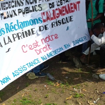 Médecins publics non primés