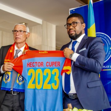 Hector Cuper et Serge Konde