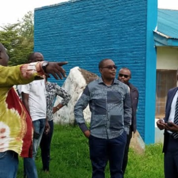 Théo Ngwabidje organise l'accueil des déplacés