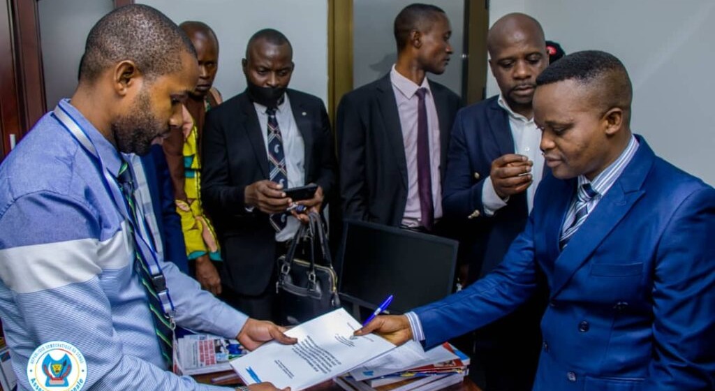 Député Nsingi Pululu
