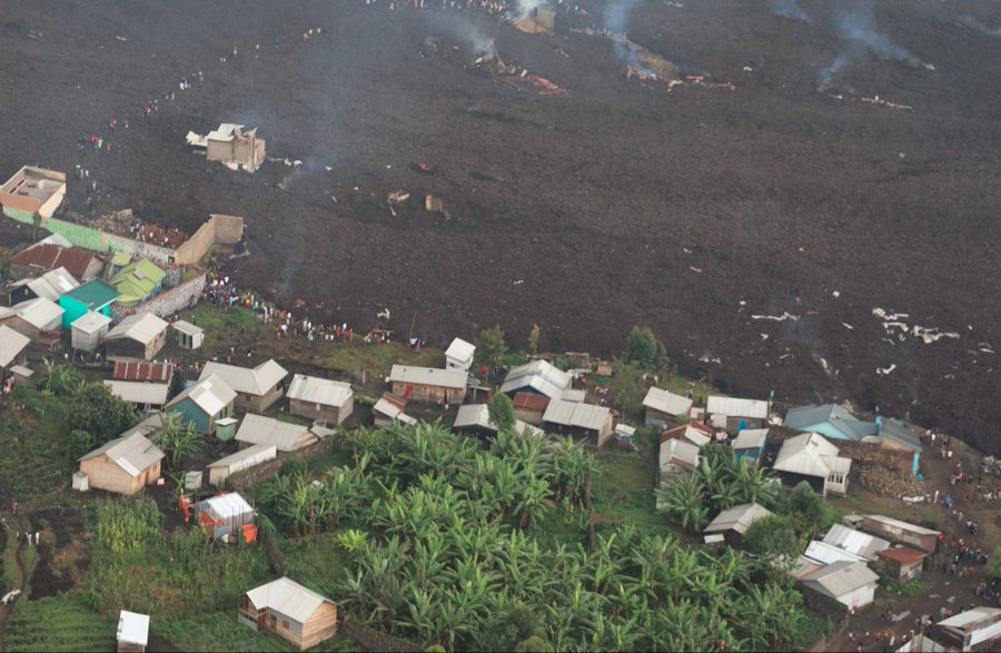 Coulée de lave aux abords de Goma