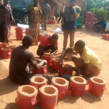 Production de foyers écologiques à Kananga