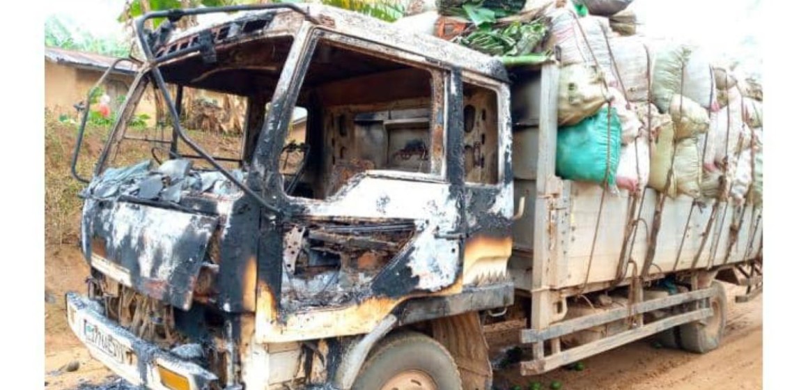embuscade-ADF-tshiani-tshiani Véhicule incendié dans une embuscade ADF