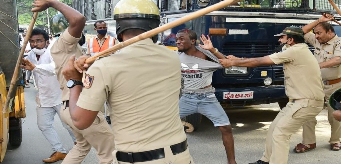 congolais-battu-en-inde_par-la-police Congolais battu par la police indienne
