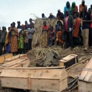 Cercueils de victimes des ADF au Nord-Kivu