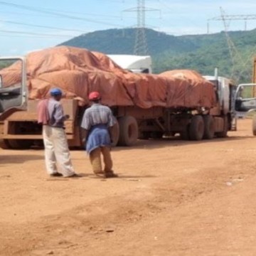Camions de transport de minerais
